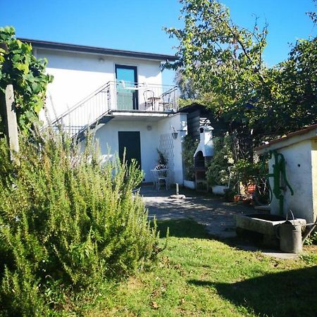 Bed and Breakfast Nonna Piera Marina Di Carrara Esterno foto
