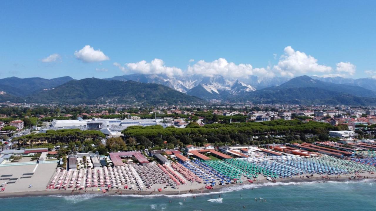 Bed and Breakfast Nonna Piera Marina Di Carrara Esterno foto