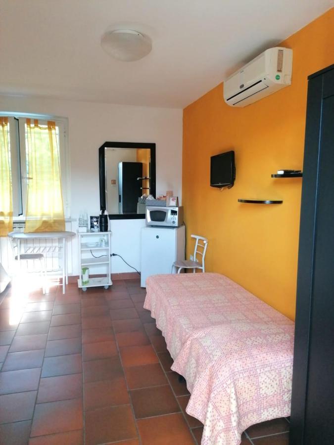 Bed and Breakfast Nonna Piera Marina Di Carrara Esterno foto