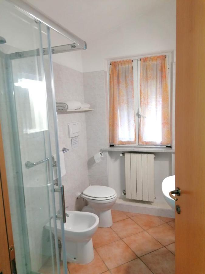 Bed and Breakfast Nonna Piera Marina Di Carrara Esterno foto